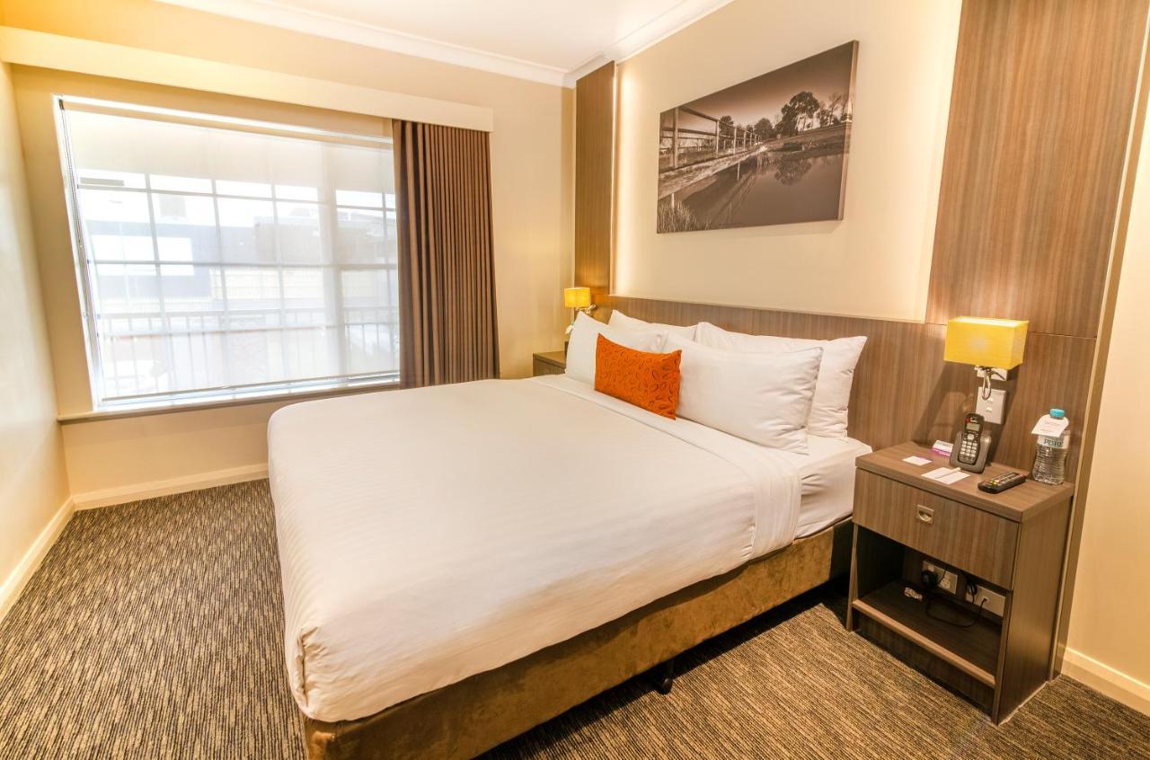Mercure Orange Exterior foto