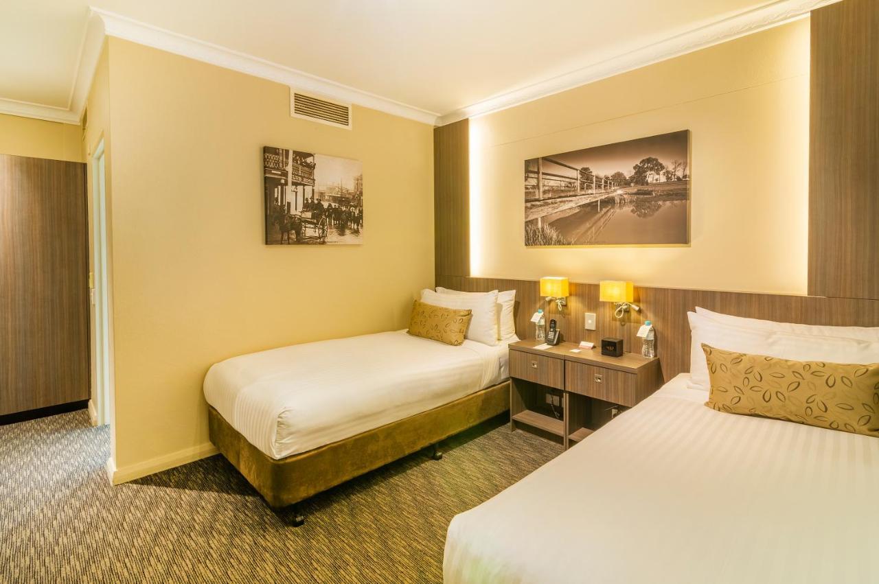 Mercure Orange Exterior foto